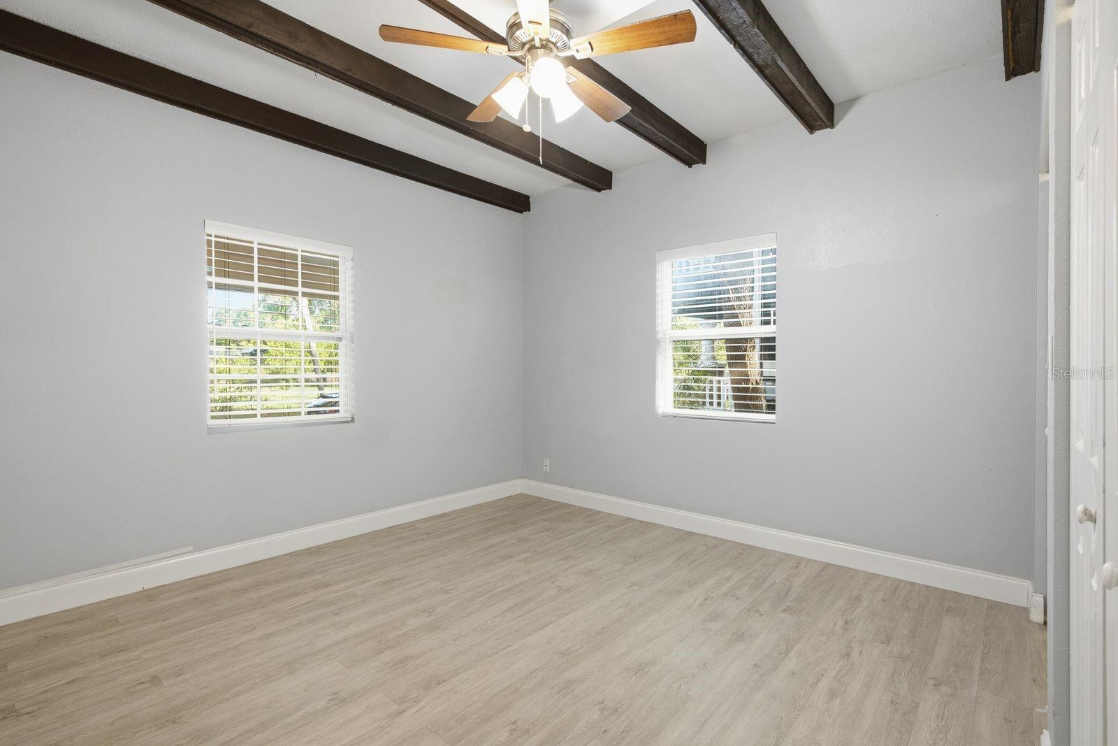 2815 N TALIAFERRO AVE — photo 16