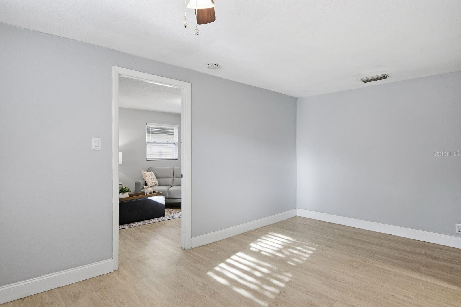 2815 N TALIAFERRO AVE — photo 13