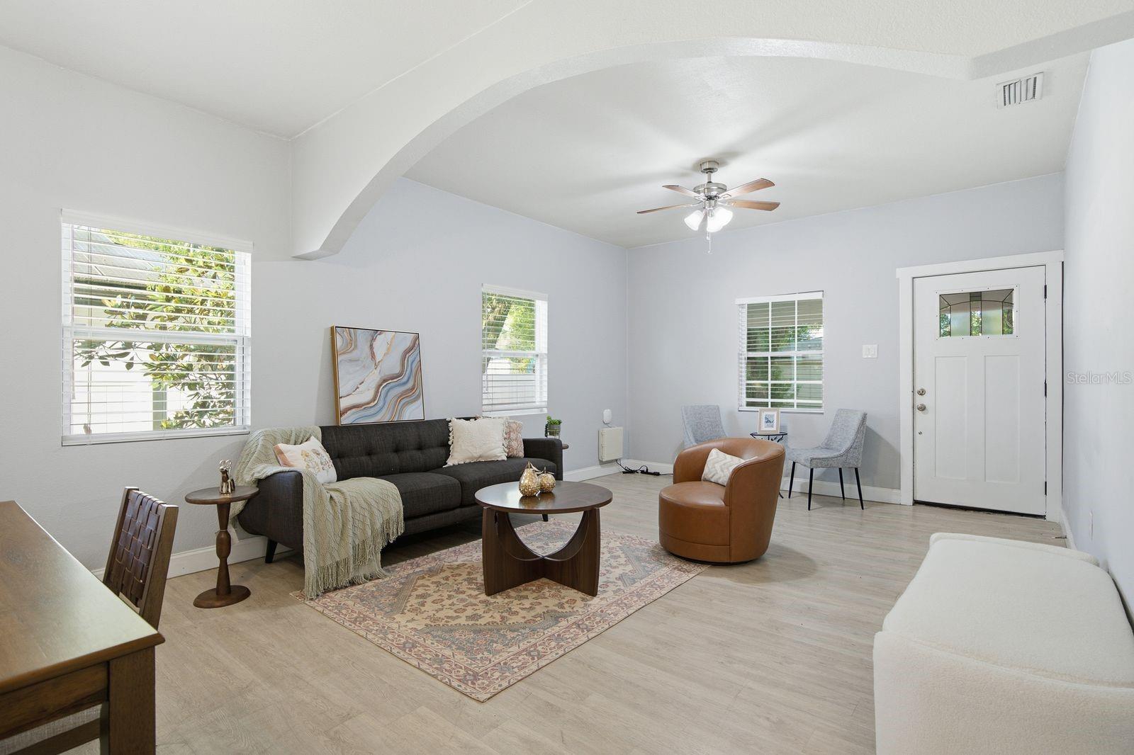 2815 N TALIAFERRO AVE — photo 10