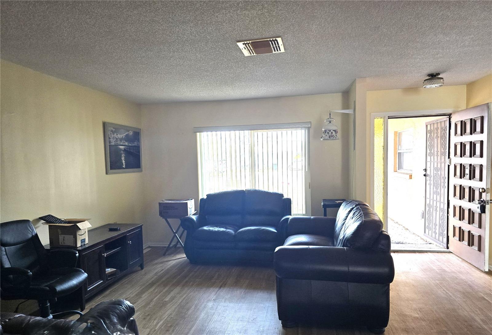 10641 TIMBER LN — photo 4