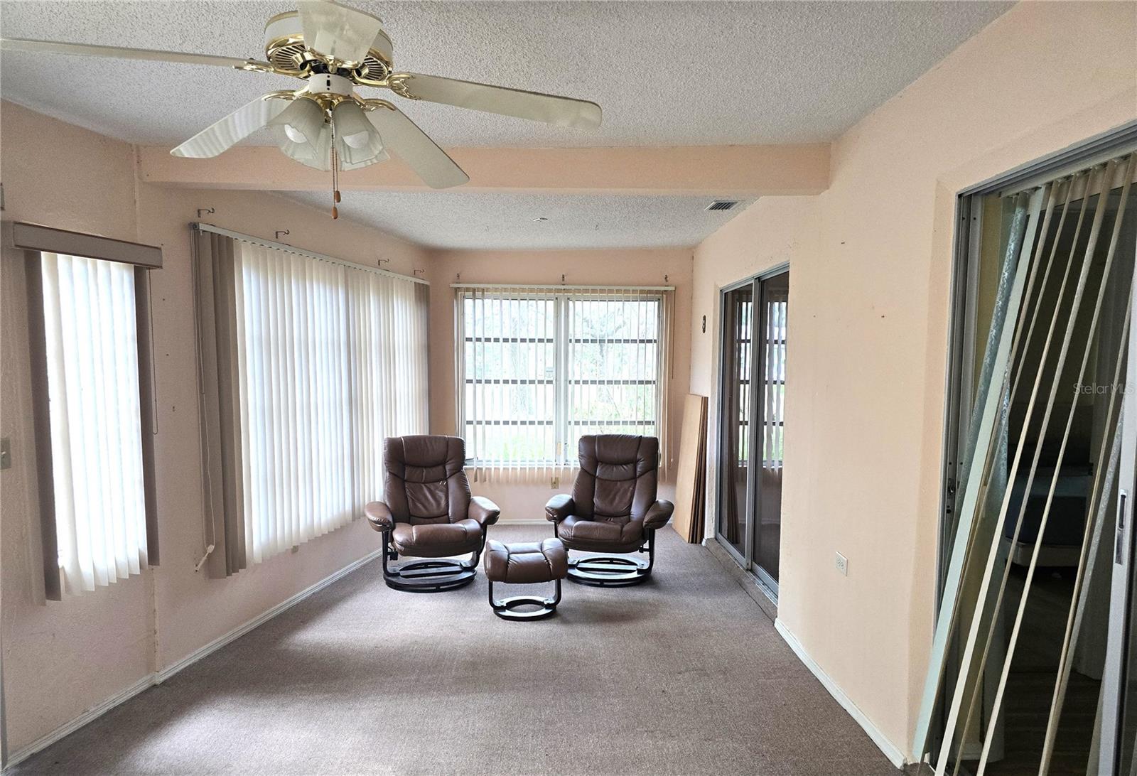 10641 TIMBER LN — photo 29