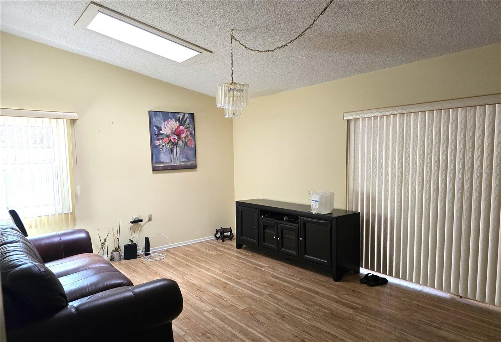 10641 TIMBER LN — photo 15