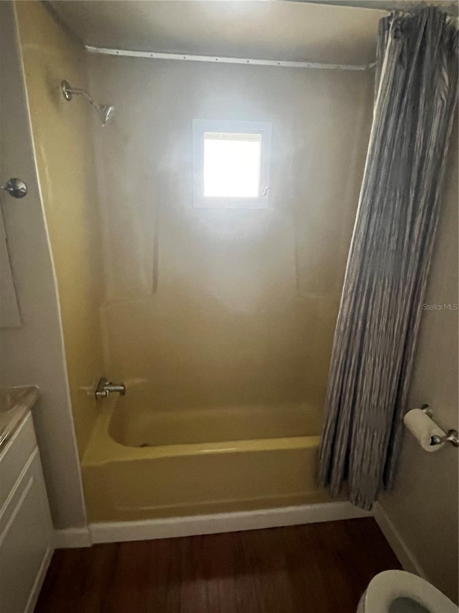 633 COMO DR — photo 16