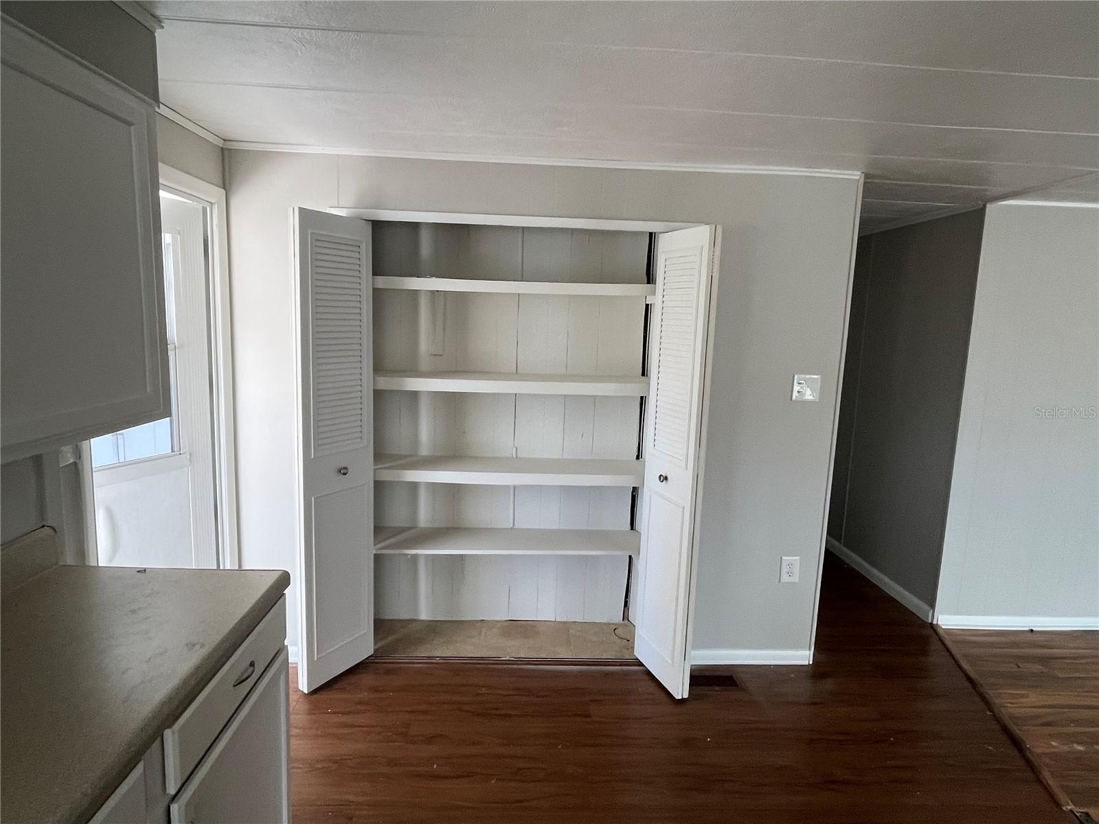633 COMO DR — photo 13
