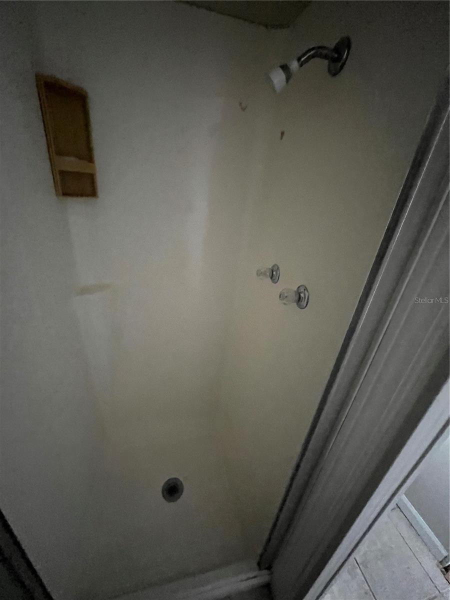 633 COMO DR — photo 23