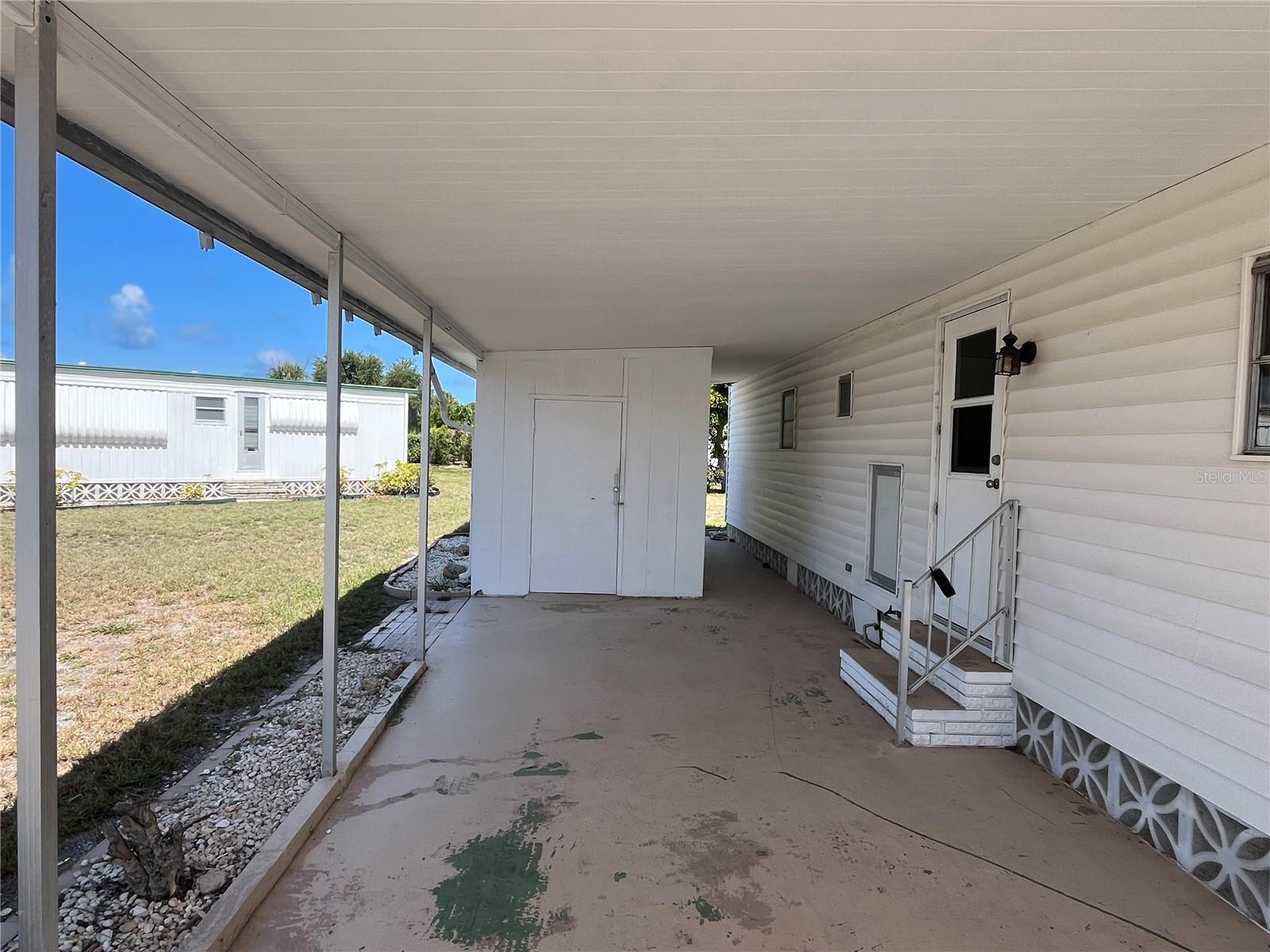 633 COMO DR — photo 3