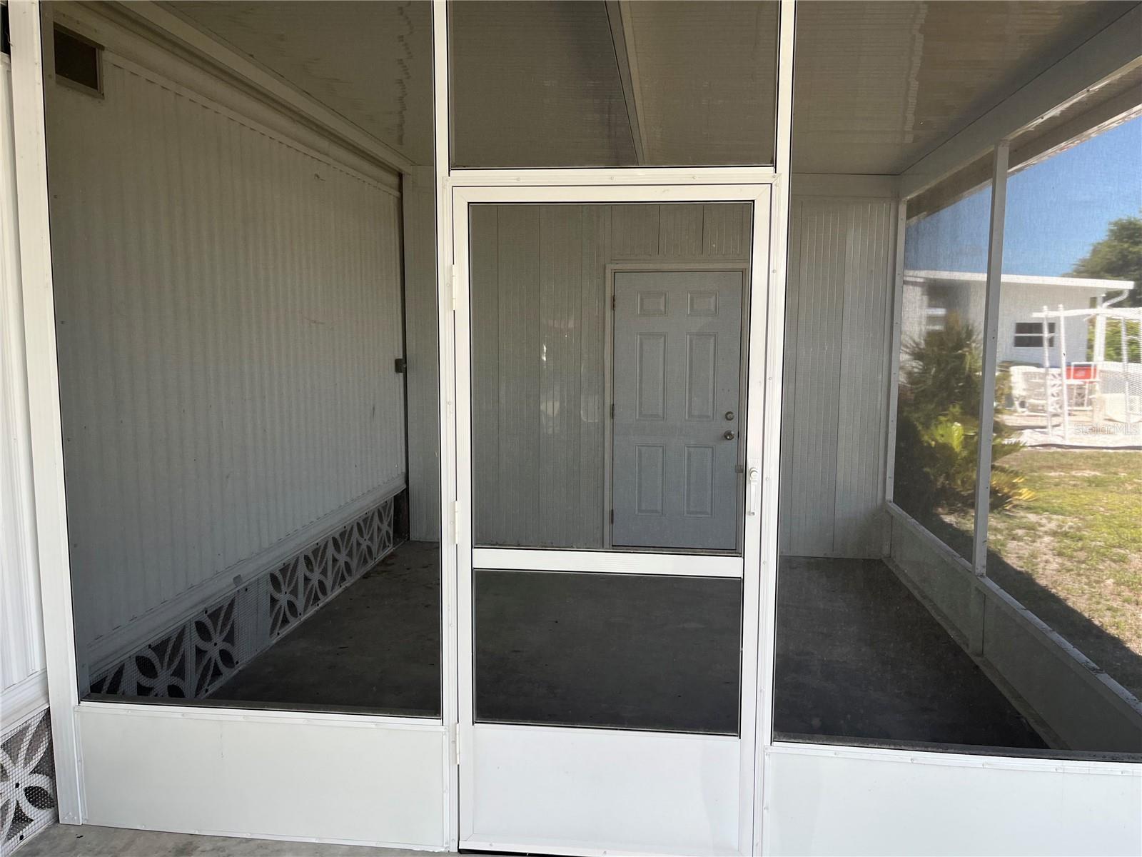 891 GRADO DR — photo 25
