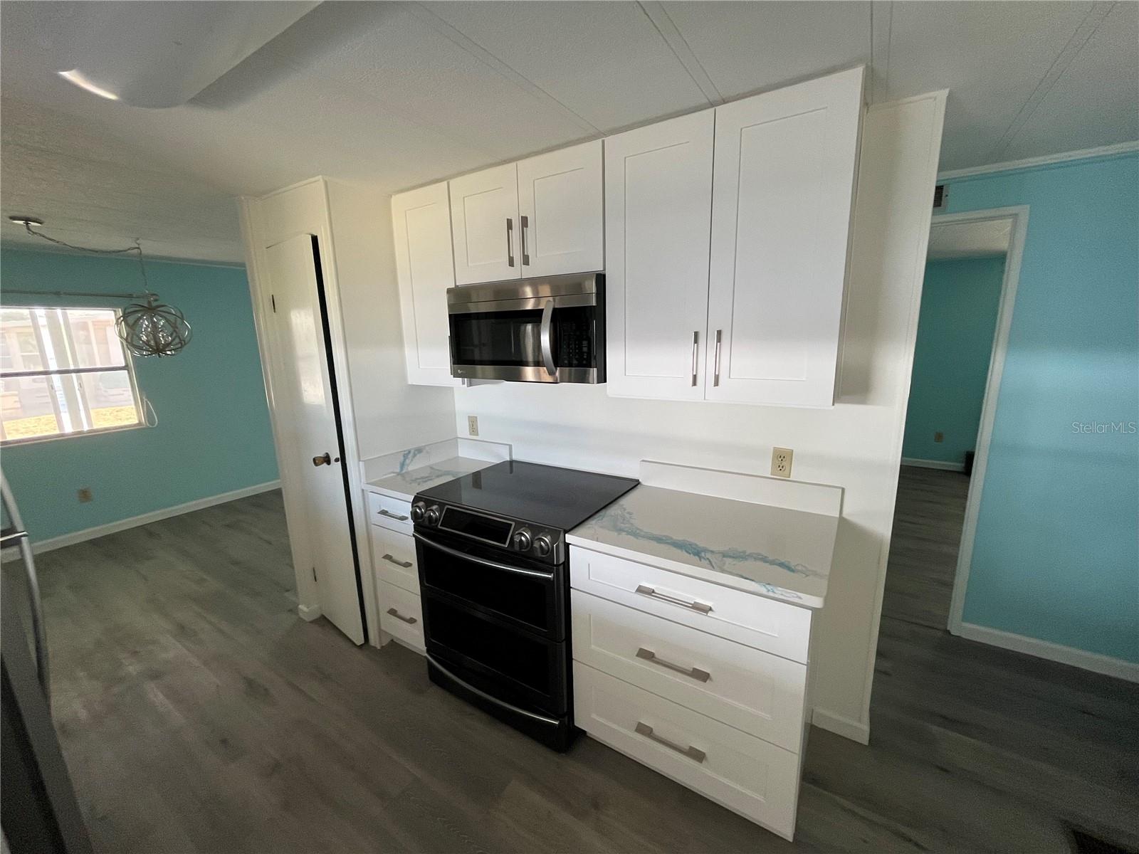 891 GRADO DR — photo 7