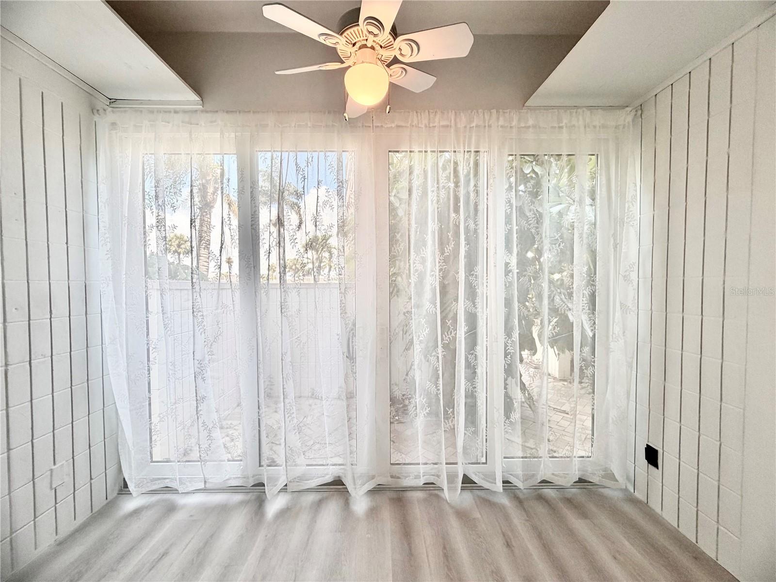 7400 SUN ISLAND DR S #111 — photo 18