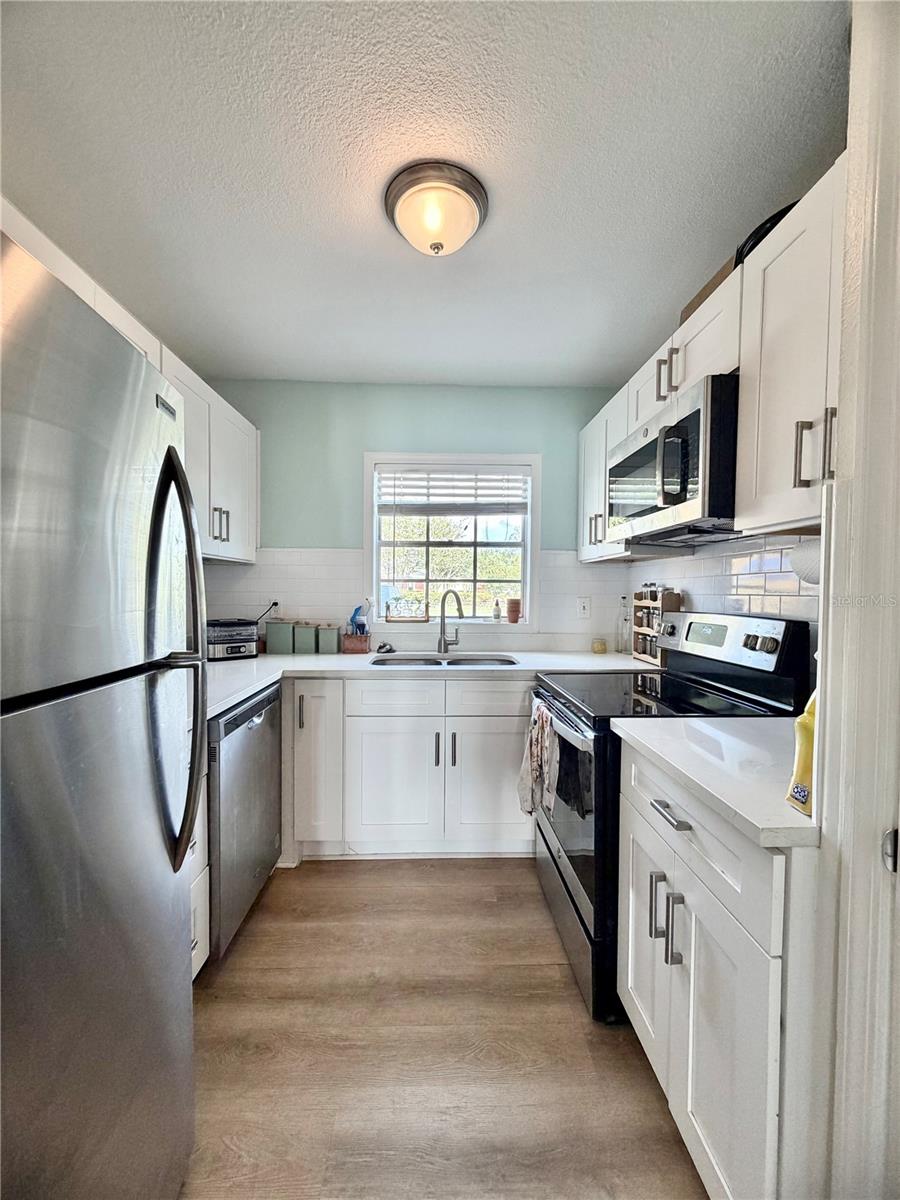 3751 POMPANO DR SE #3751 — photo 6