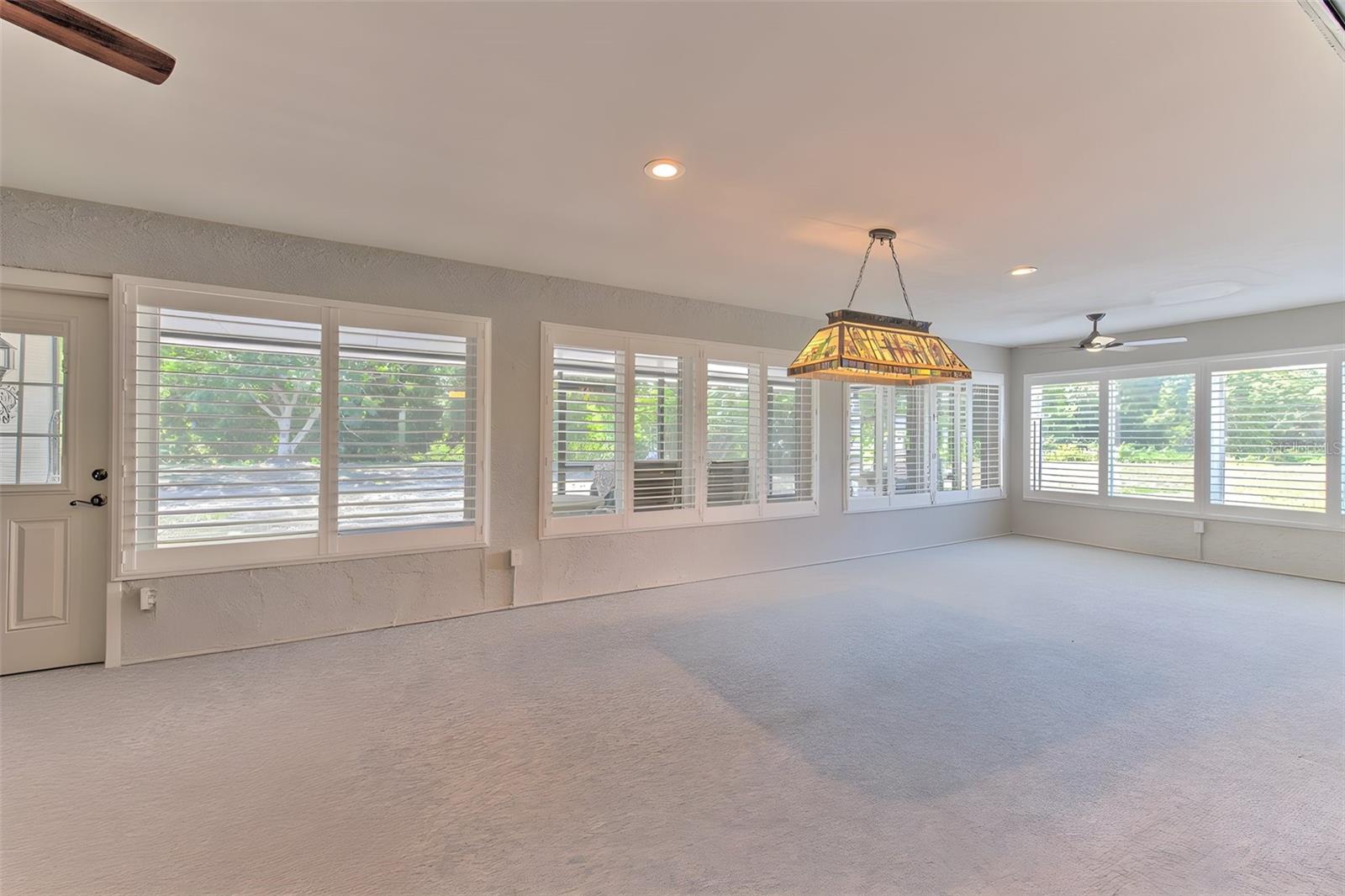 1812 NEW BEDFORD DR — photo 21
