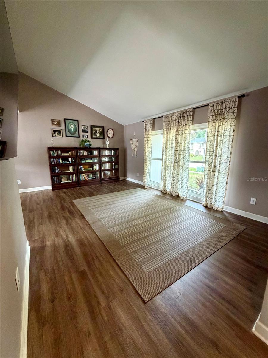 15705 CASHMERE LN — photo 12