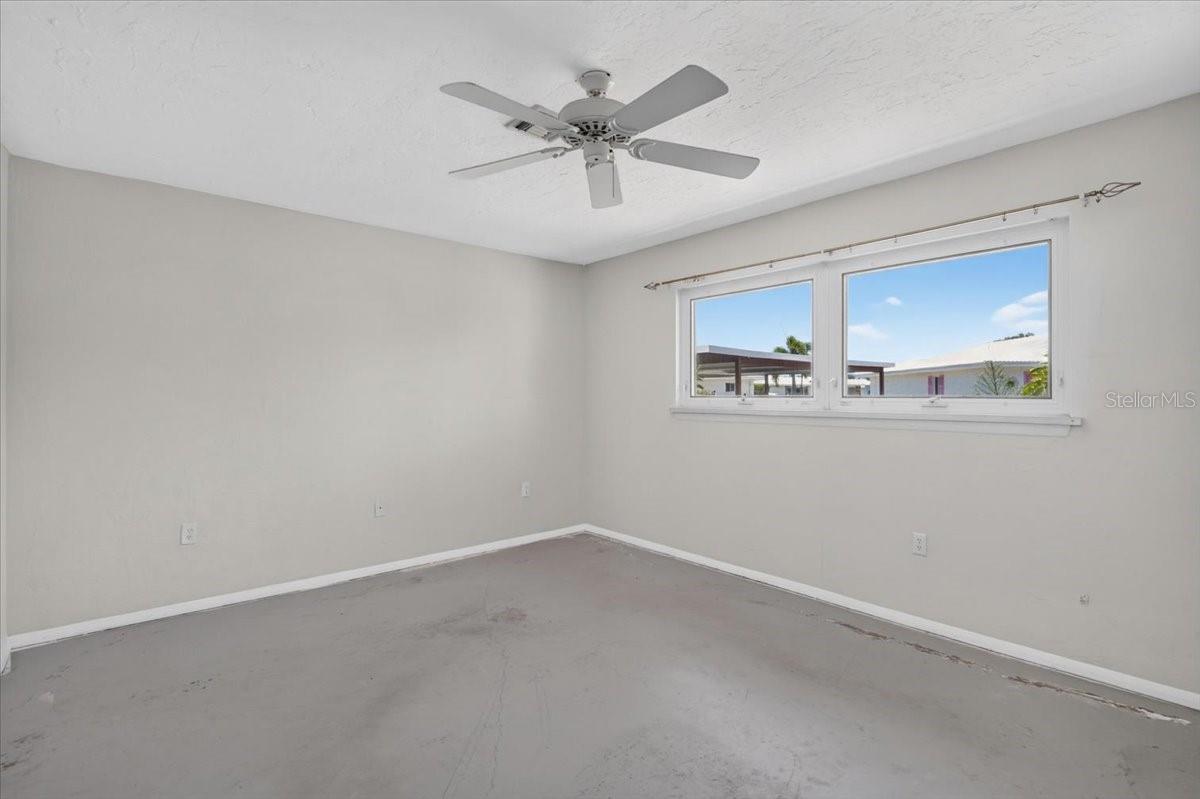 166 CIRCLEWOOD DR #101 — photo 20