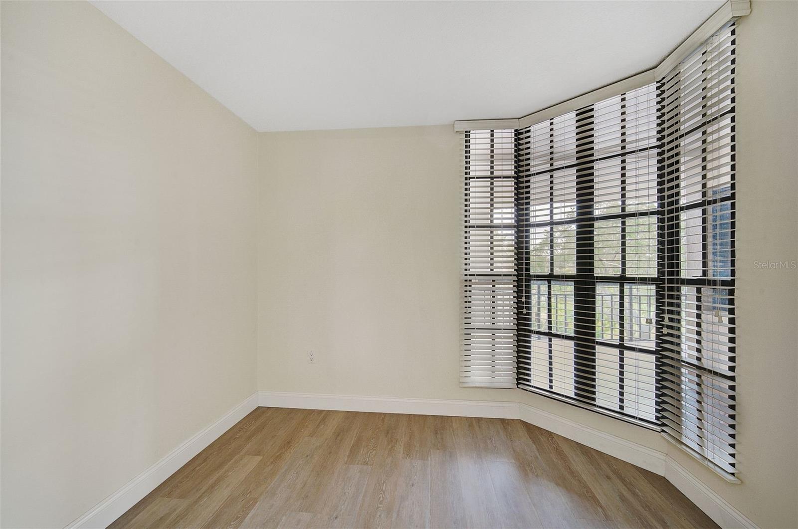 7204 JESSIE HARBOR DR #7204 — photo 9