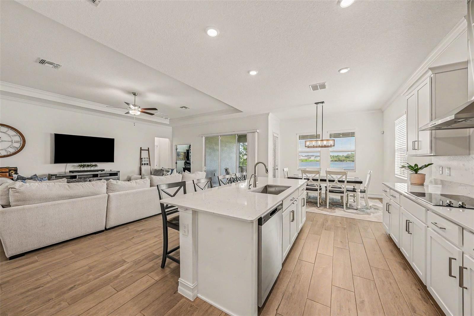 12840 BERGSTROM BAY DR — photo 8