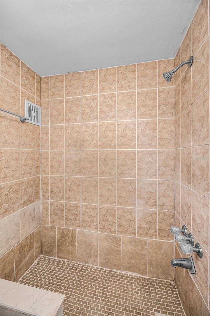 5817 10TH AVE — photo 22