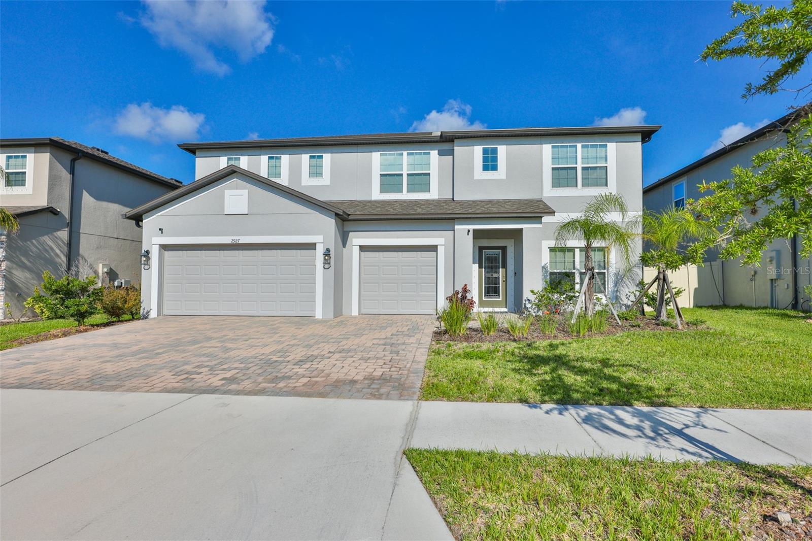 2927 MARINE GRASS DR — photo 2