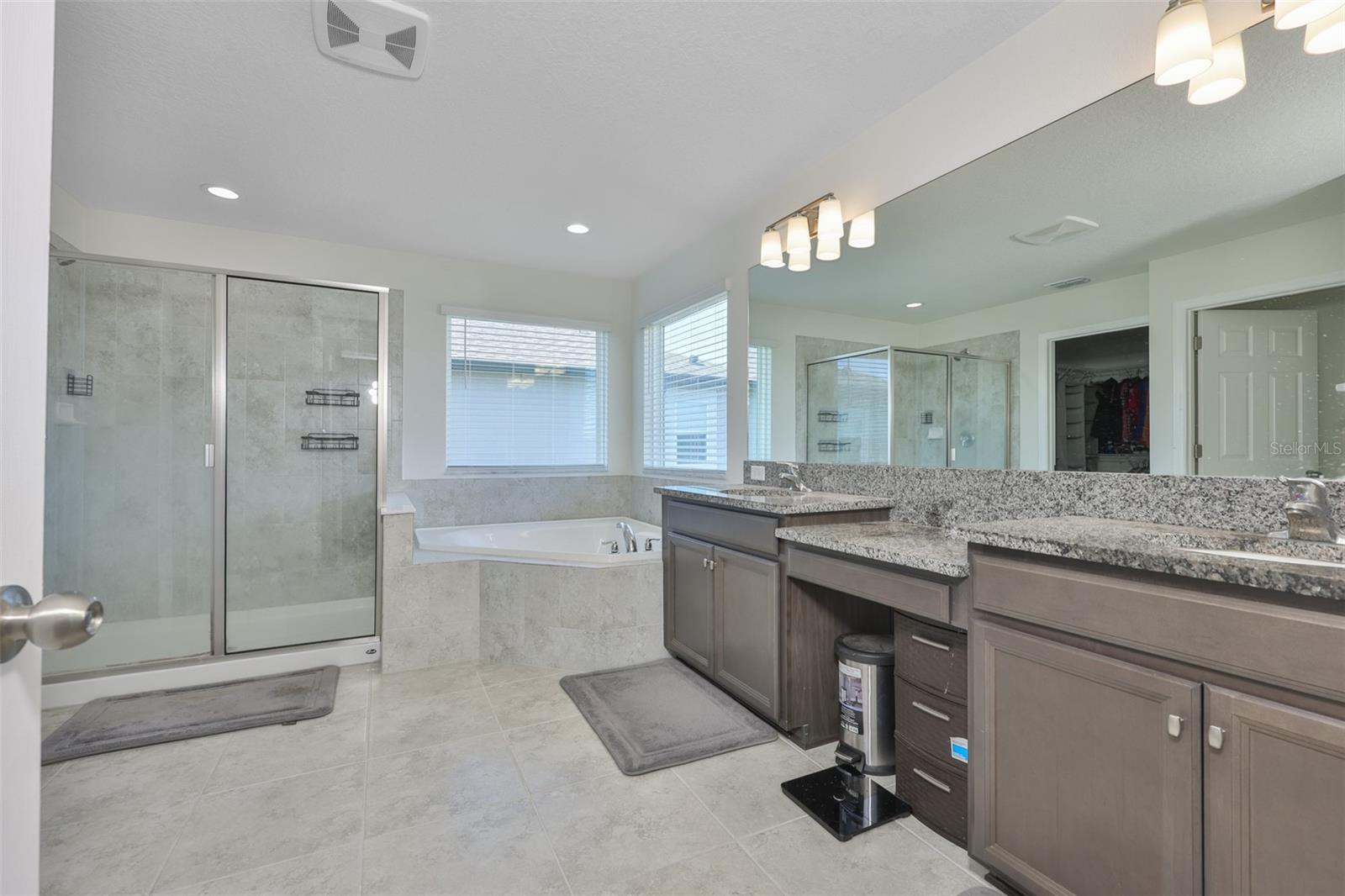 2927 MARINE GRASS DR — photo 17
