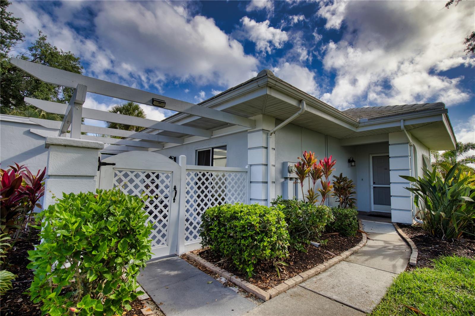 208 CERROMAR WAY S #26 — photo 4