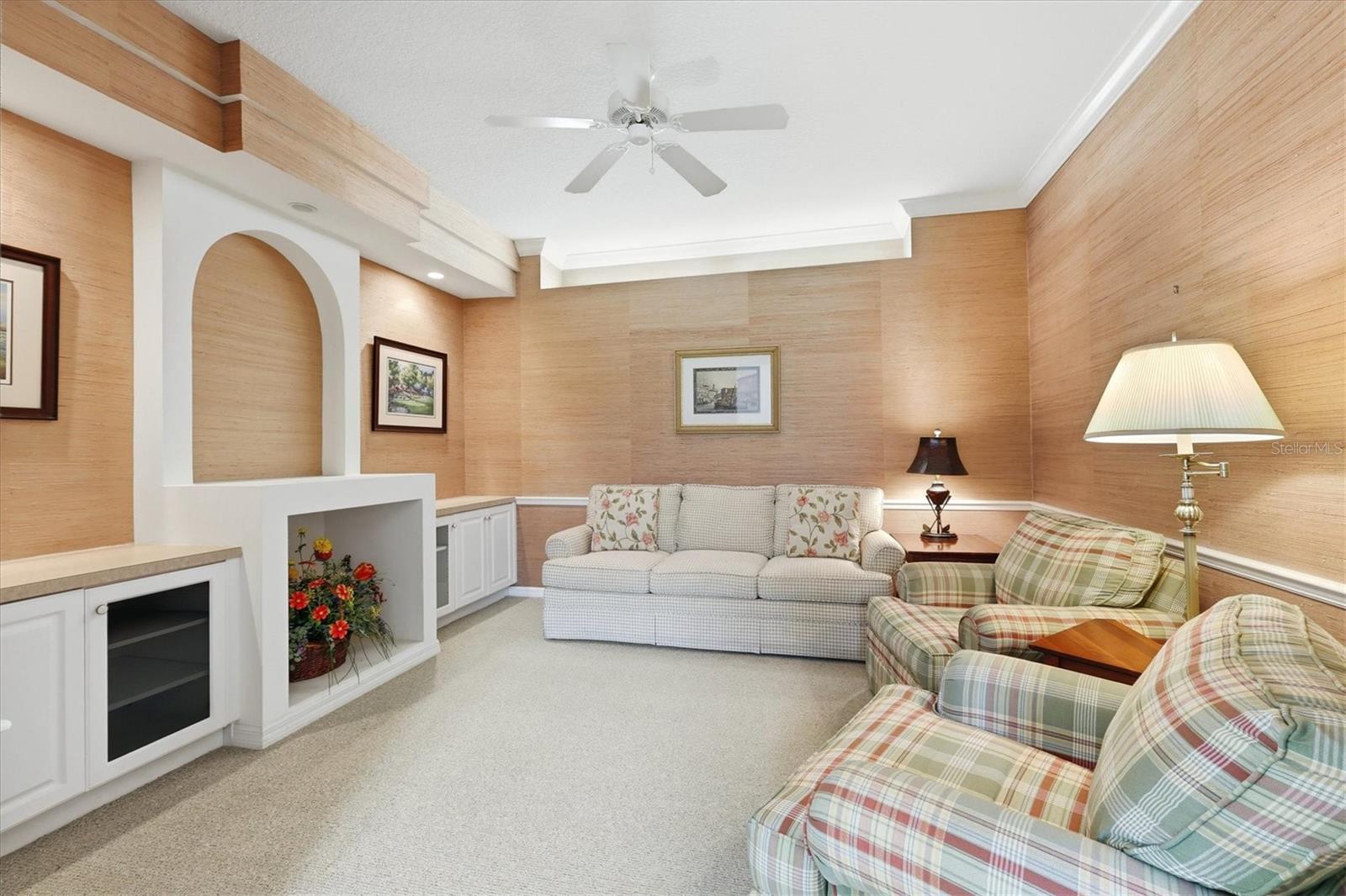 9402 FOREST HILLS CIR — photo 12