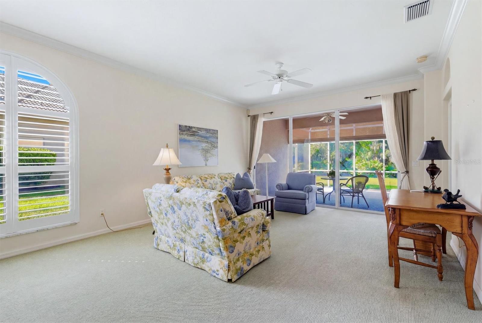 9402 FOREST HILLS CIR — photo 16