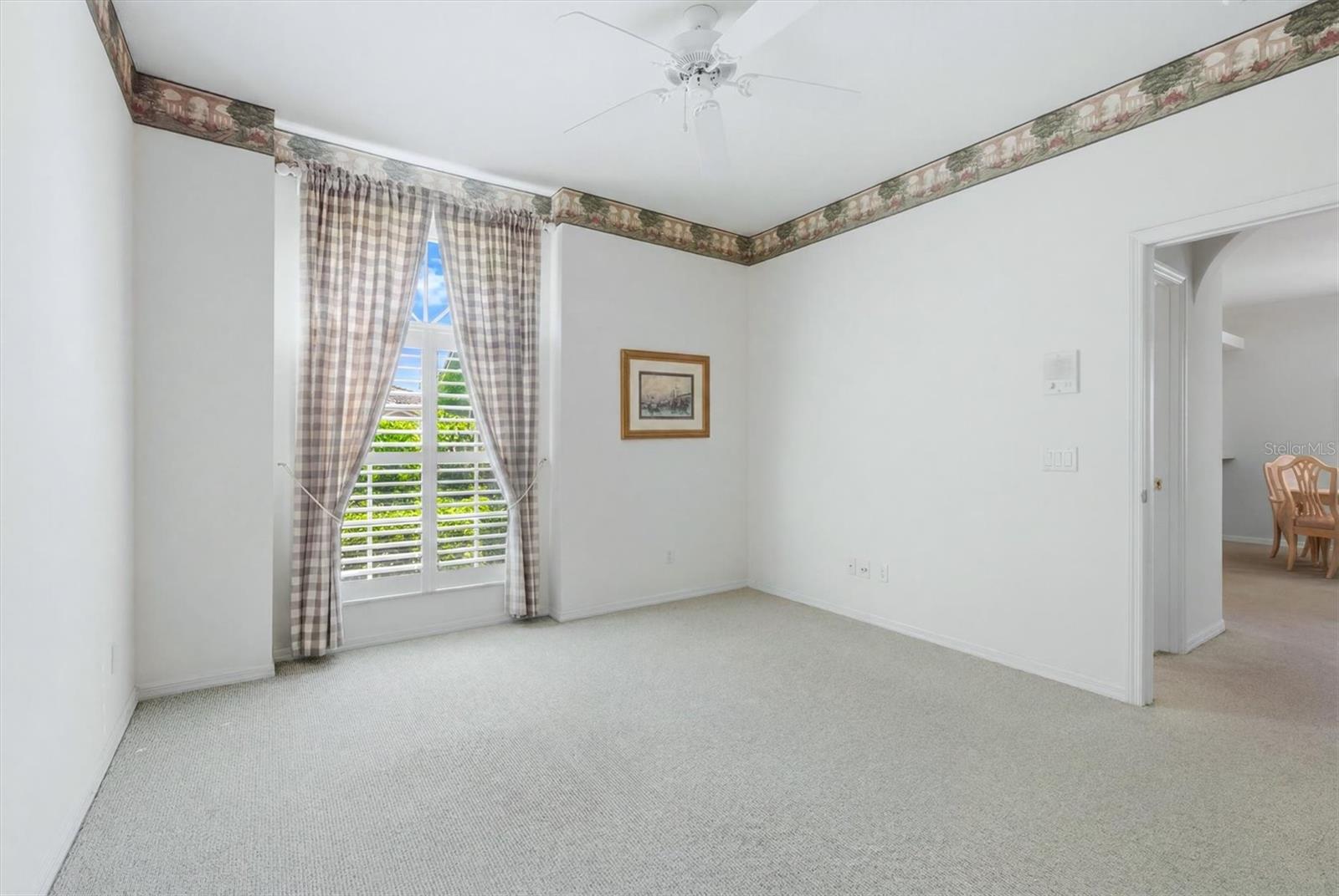 9402 FOREST HILLS CIR — photo 26