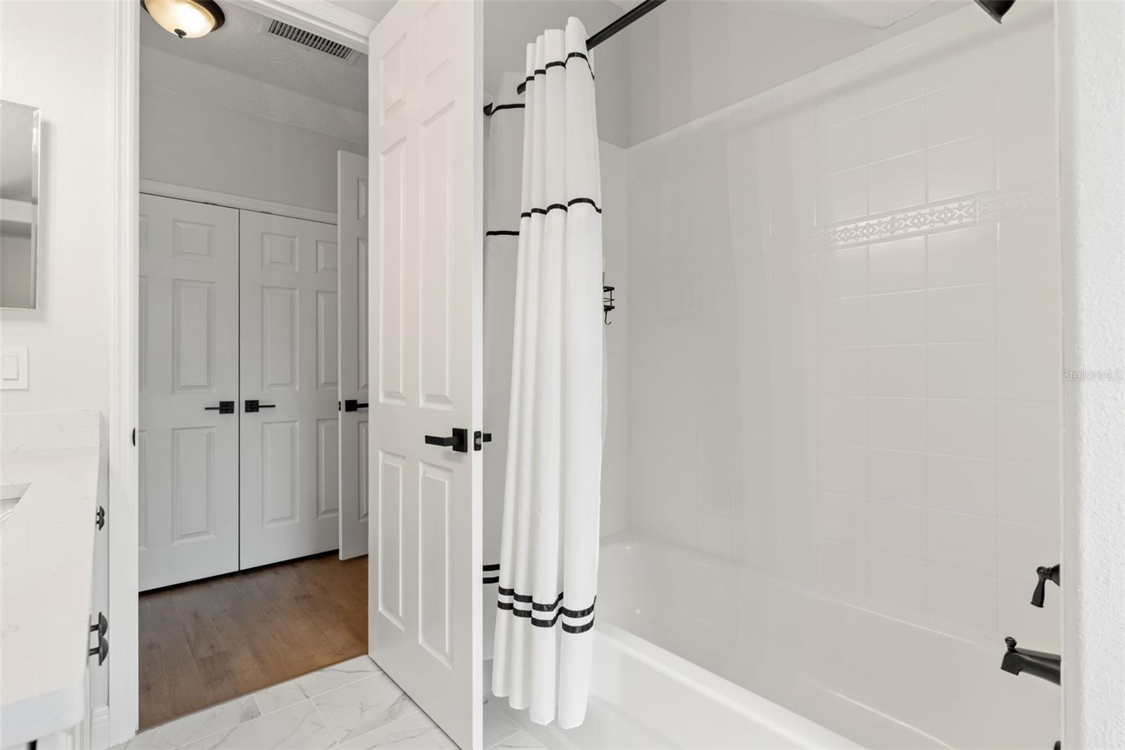 8412 DUNHAM STATION DR — photo 70