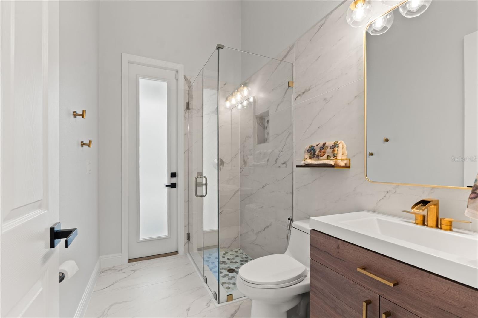 8412 DUNHAM STATION DR — photo 30