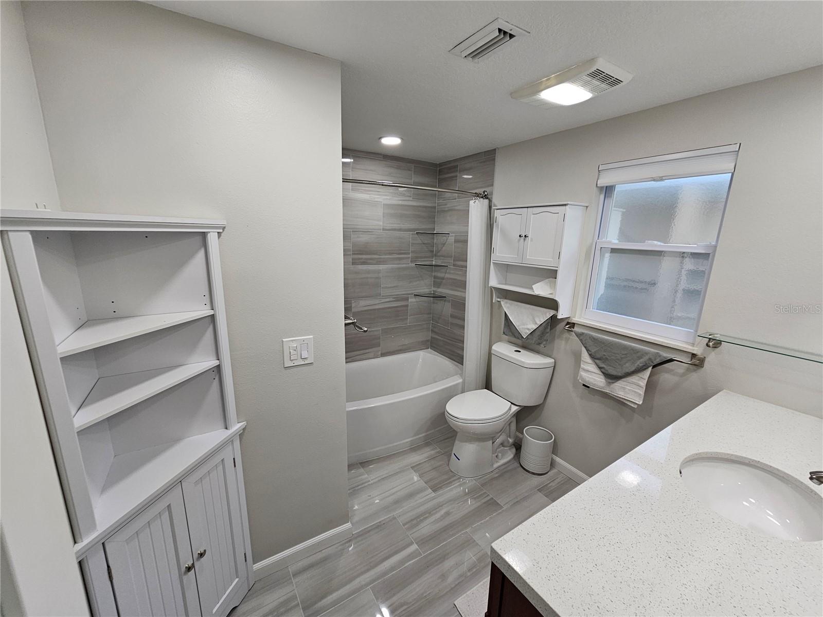 5650 BITTERSWEET DR — photo 25