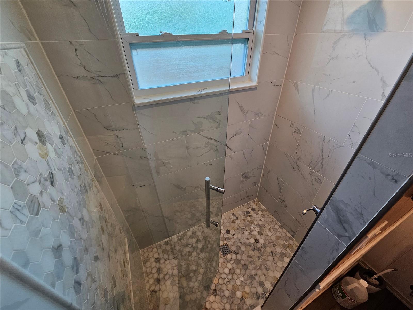 5650 BITTERSWEET DR — photo 21