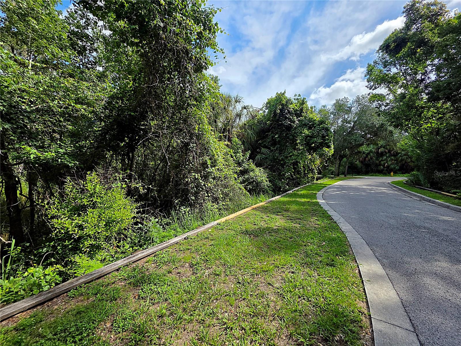 4876 RAMBLING RIVER RD — photo 9
