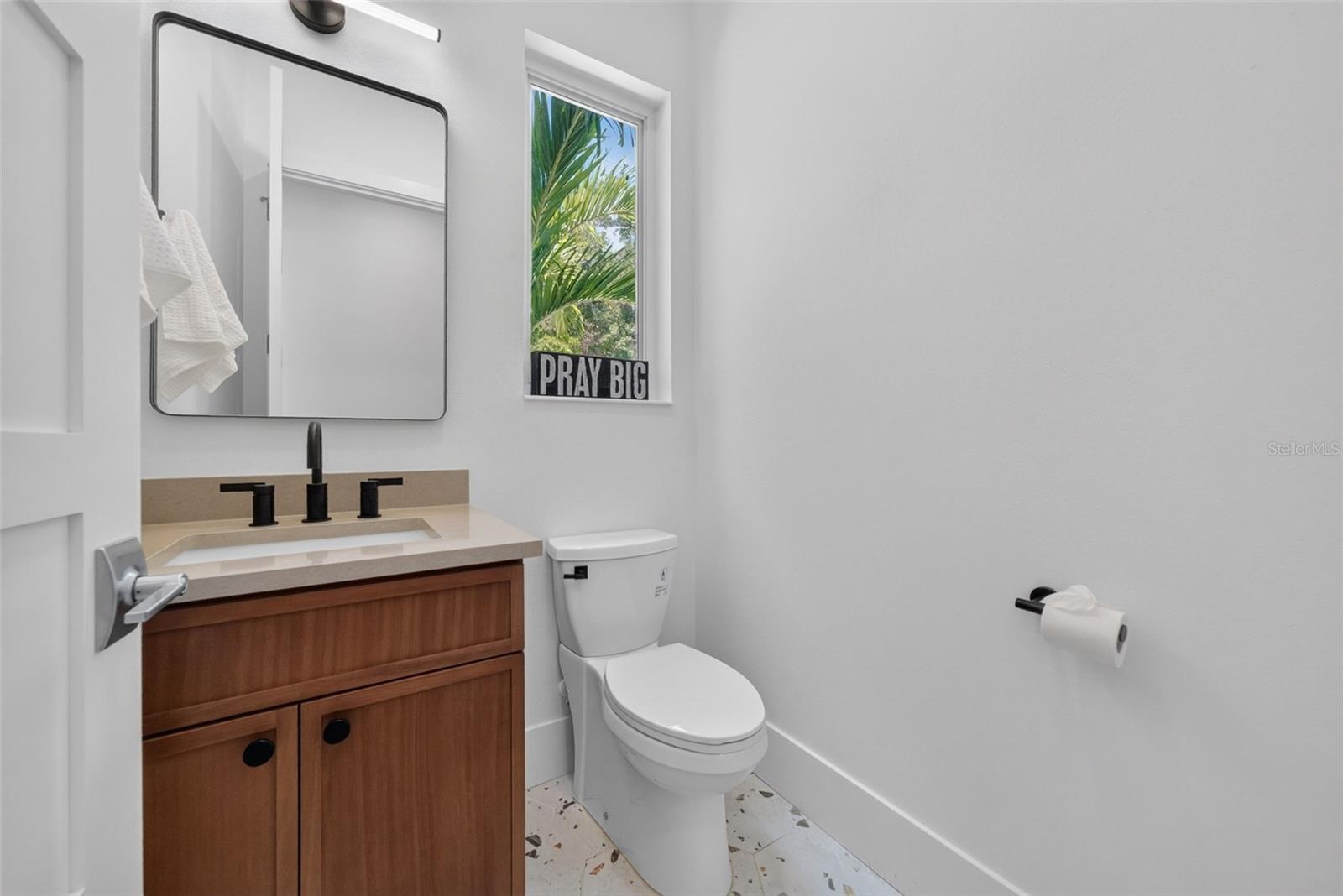 2430 FLOYD ST — photo 39