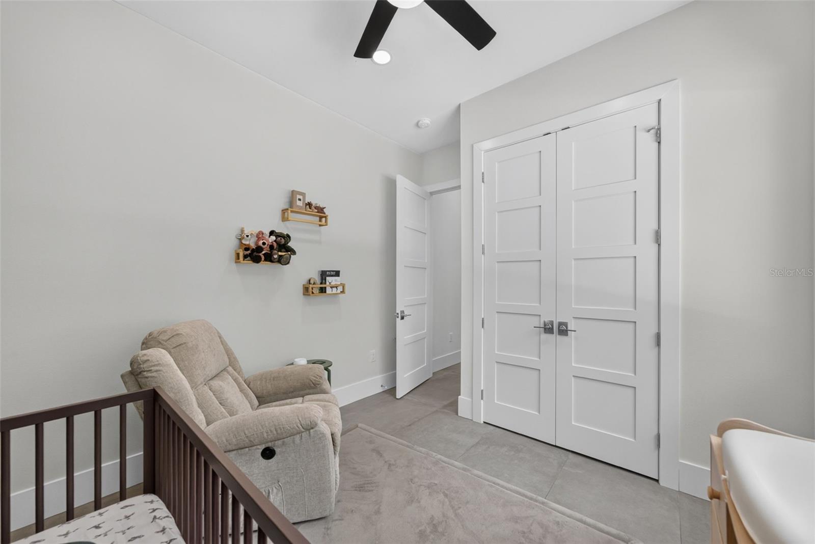 2430 FLOYD ST — photo 41