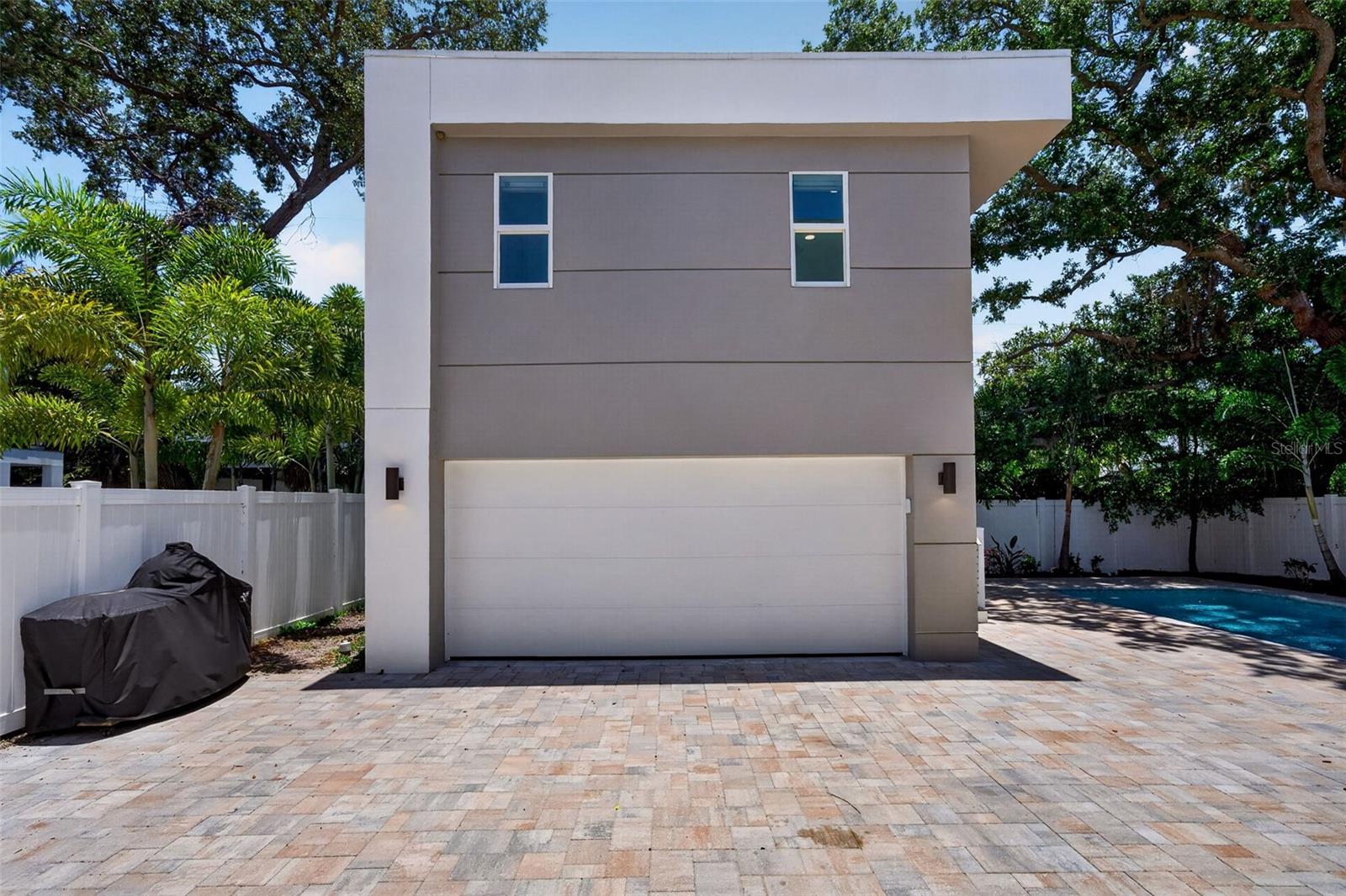 2430 FLOYD ST — photo 33