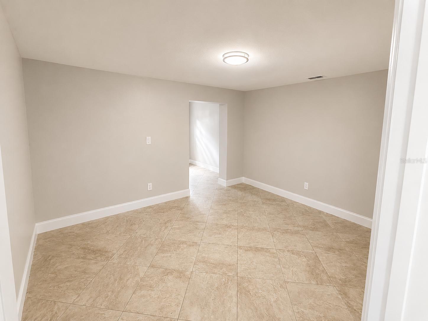 13326 LARAWAY DR — photo 5