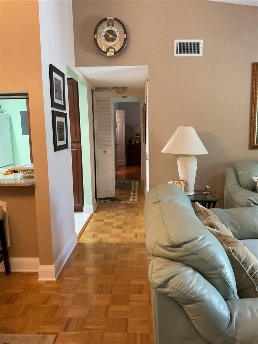 2655 PINE RIDGE WAY N #D3 — photo 5