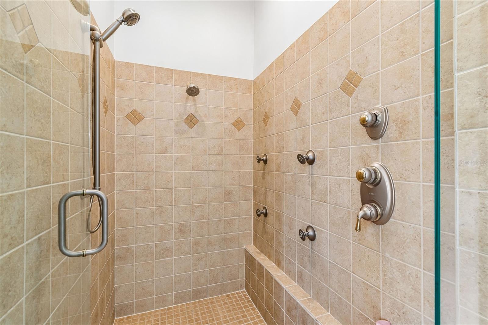 12749 GRAND TRAVERSE DR — photo 38
