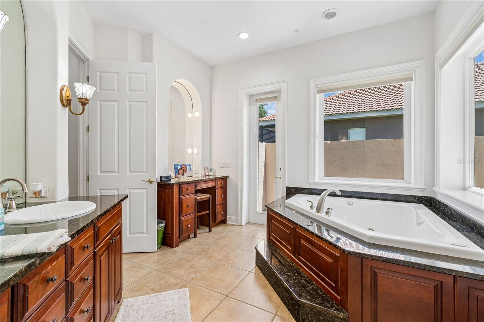 12749 GRAND TRAVERSE DR — photo 36
