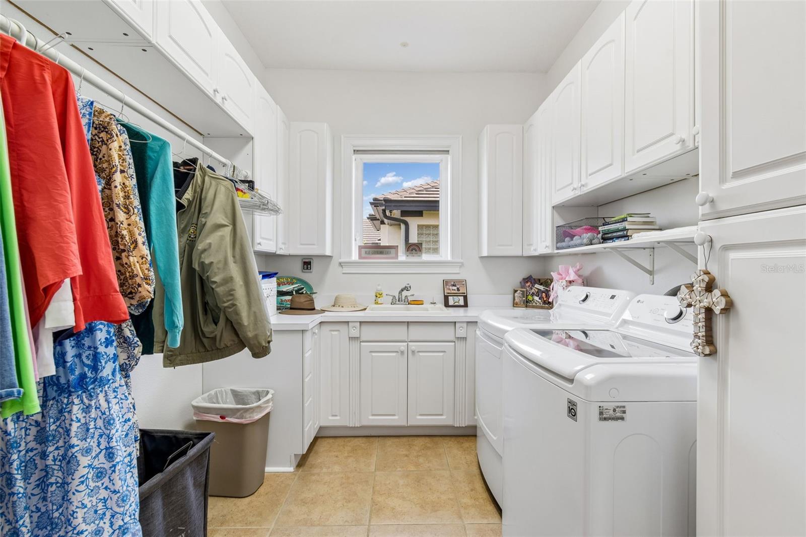 12749 GRAND TRAVERSE DR — photo 57