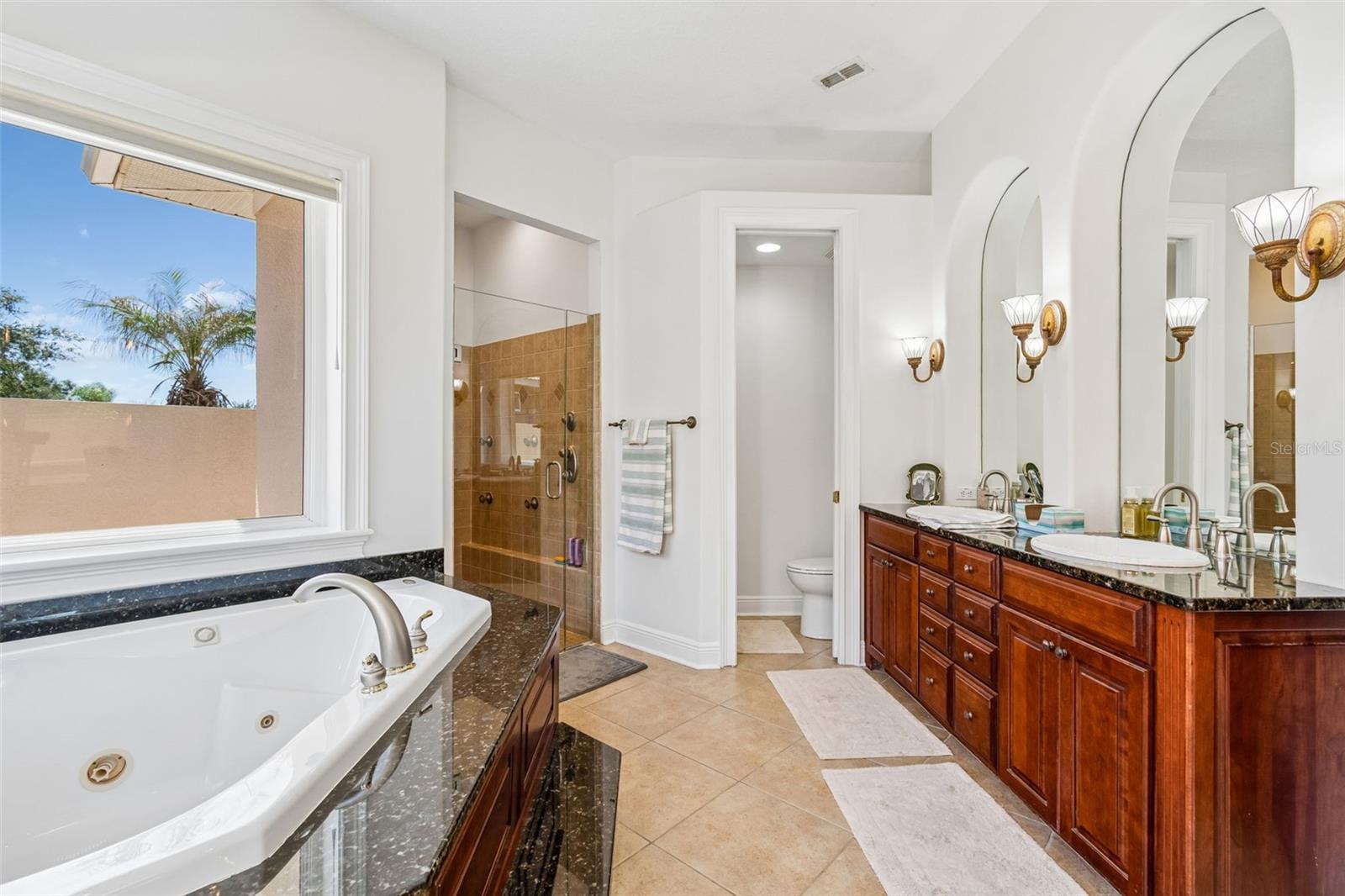 12749 GRAND TRAVERSE DR — photo 35