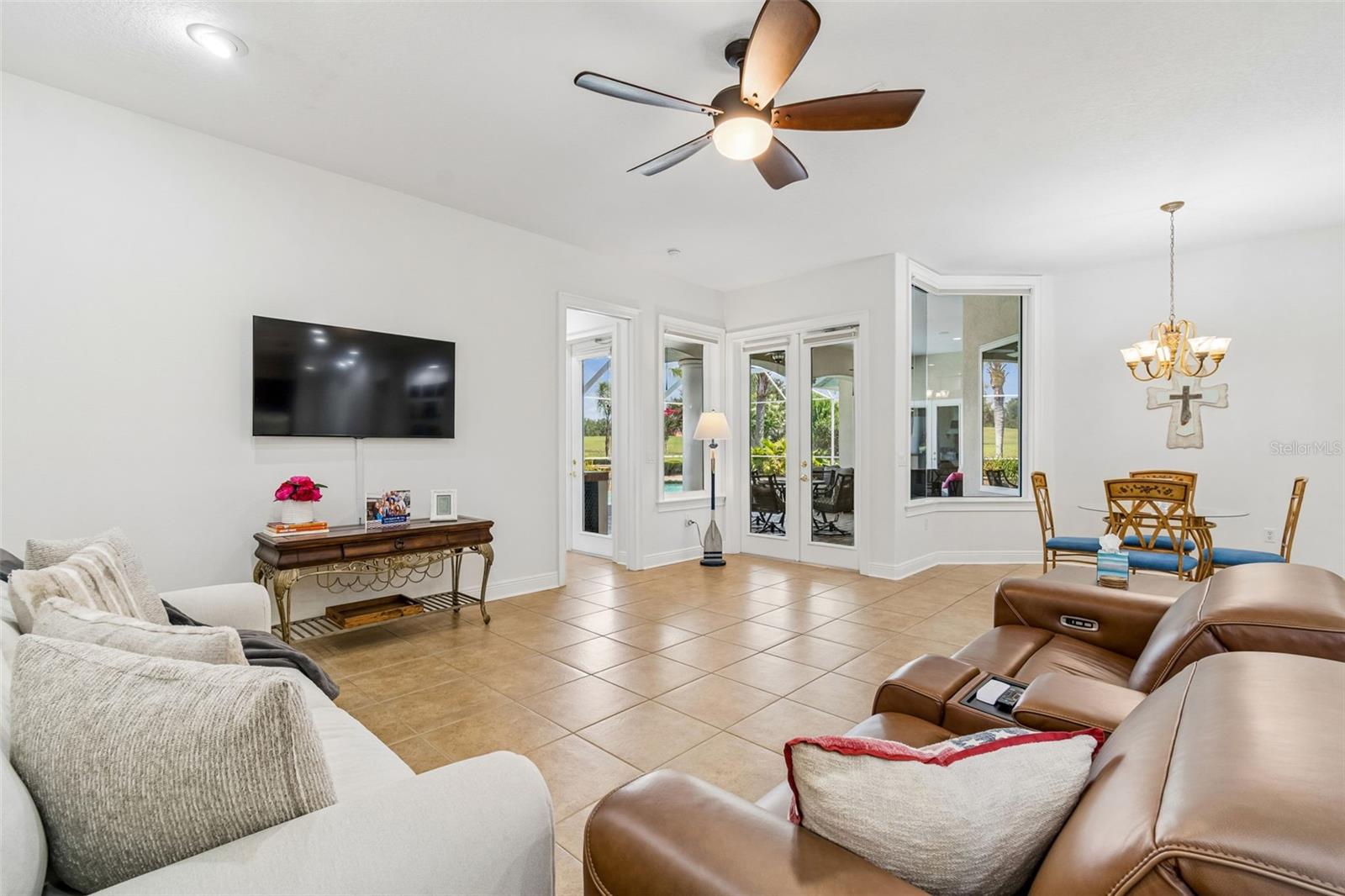 12749 GRAND TRAVERSE DR — photo 22