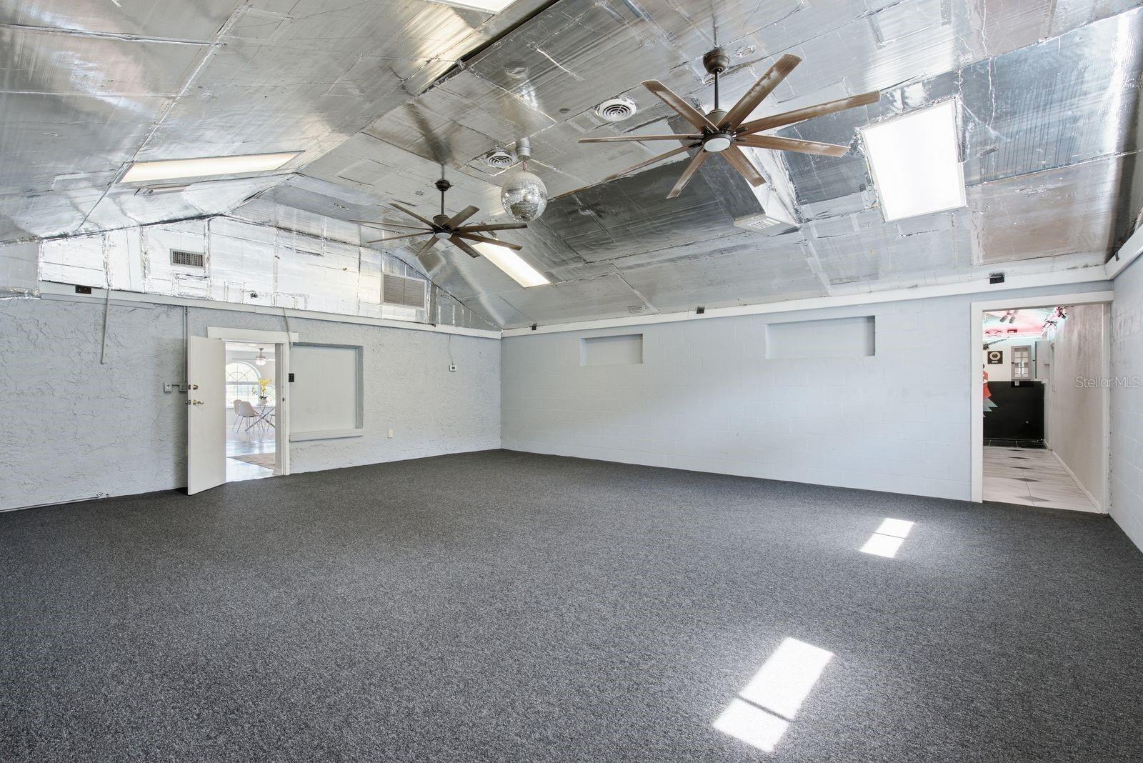 6309 WERNER AVE — photo 23