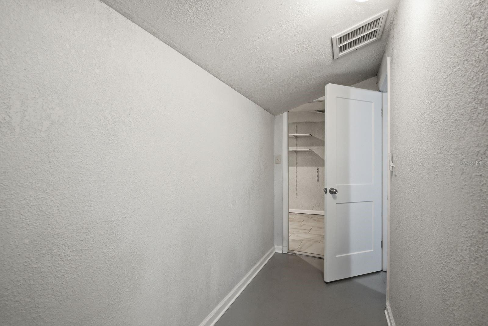 6309 WERNER AVE — photo 38