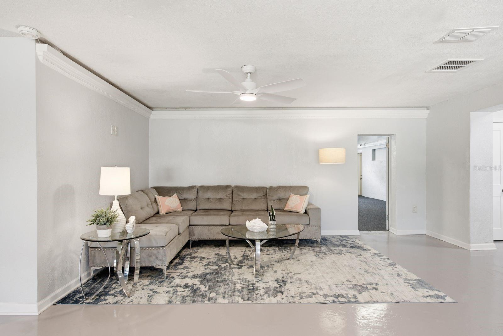 6309 WERNER AVE — photo 8