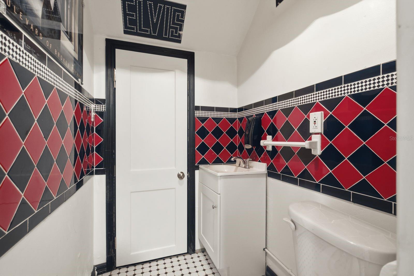 6309 WERNER AVE — photo 27