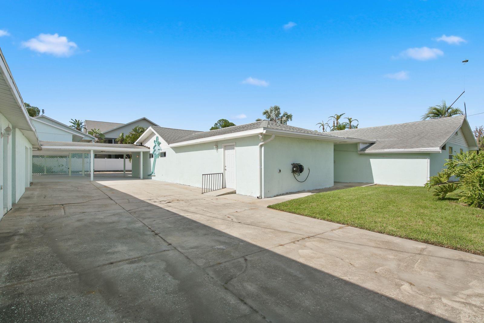6309 WERNER AVE — photo 65