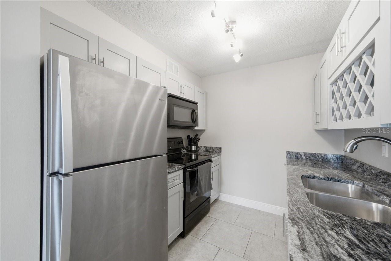 4843 COQUINA KEY DR SE #A — photo 2