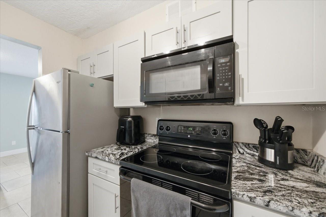4843 COQUINA KEY DR SE #A — photo 18