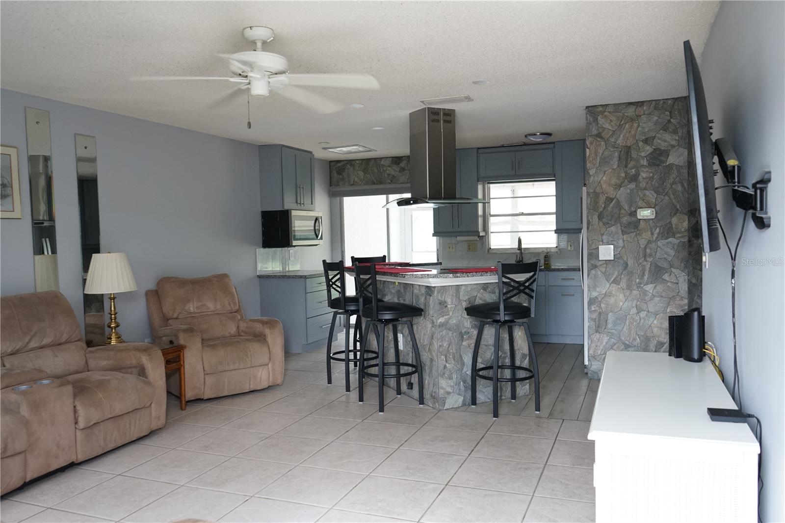 424 LAKE POINT CT #5A — photo 4