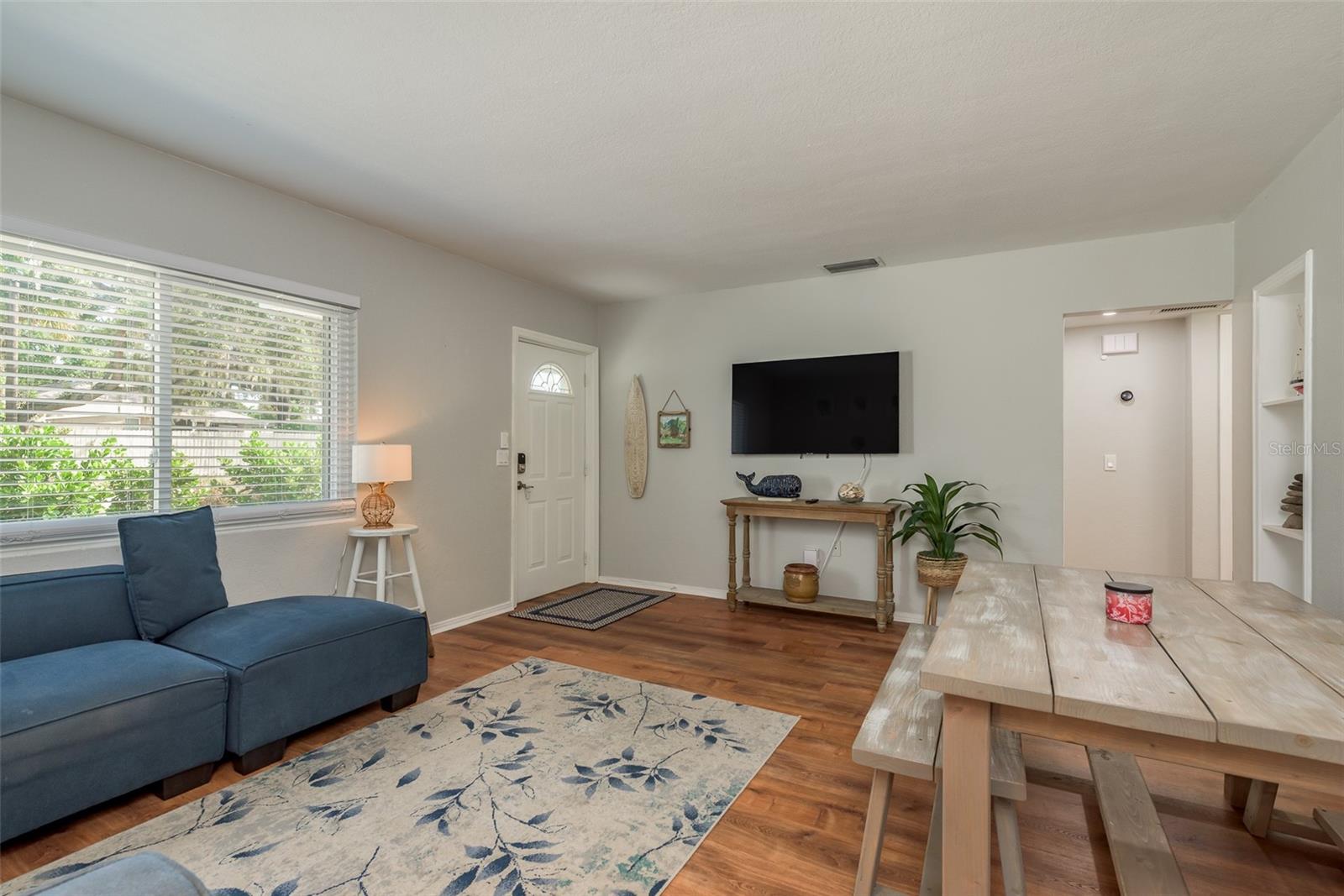 1253 UNION ST — photo 2